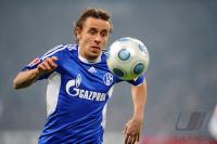 FUSSBALL 1. BUNDESLIGA: Schalke, RAFINHA Einzelaktion