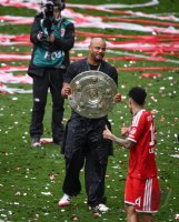 Fussball 1. Bundesliga 25/26: FC Bayern Muenchen 35. Deutschen Meisterschaft
