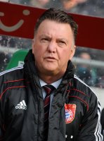 Fussball: 1. Bundesliga Saison 2010/2011: Hannover 96 - Bayern Muenchen