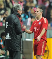 Fussball 1. Bundesliga, Saison 2011/2012: Trainer Jupp Heynckes , Franck Ribery (v. li., FC Bayern Muenchen)