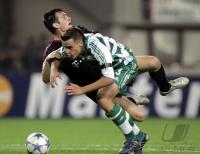 Fussball CHL Rapid-FC Bayern; Zweikampf