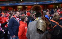 FUSSBALL INTERNATIONAL CHL ACHTELFINALE 12/13:  FC Arsenal London - FC Bayern Muenchen