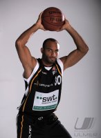 1. Basketball Bundesliga 2010/2011  Walter Tigers Tuebingen