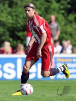 FUSSBALL, 1. BUNDESLIGA, SAISON 2010/2010: FC Bayern: Timoschtschuk Einzelaktion