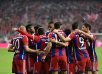 Fussball 1. Bundesliga Saison 14/15: FC Bayern Muenchen - Borussia Dortmund