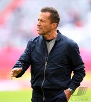 Fussball 1. Bundesliga Saison 21/22: FC Bayern Muenchen -  Hertha BSC