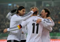 FUSSBALL INTERNATIONAL: Deutschland - Holland