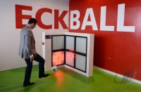 Fussball 1. Bundesliga  Saison  2013/2014:  Praesentation Adidas Ball Torfabrik 4