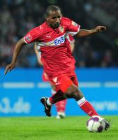 FUSSBALL, 1. BUNDESLIGA, 32. Spieltag: Stuttgart, CACAU Einzelaktion