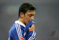 Fussball 1. Bundesliga: Schalke, OEZIL