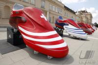 FUSSBALL EURO 2008: Ueberdimensionale Fu&sect;ballschuhe