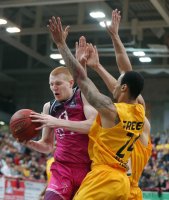 Basketball 1. Bundesliga 15/16 Hauptrunde: Walter Tigers Tuebingen - Telekom Baskets Bonn