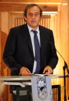 Fussball International Franz Beckenbauer bekommt den UEFA President s Award