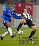 Fussball UCL: Besiktas - Chelsea, Zweikampf