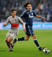FUSSBALL UEFA CUP: Schalke - Paris
