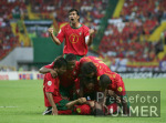 Fussball INTERNATIONAL  EURO 2004  Spanien - Portugal