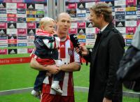 Fussball 1. Bundesliga : Arjen Robben mit Sohn Luka
