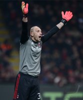 FUSSBALL INTERNATIONAL CHL ACHTELFINALE 12/13: Torwart Christian Abbiati (AC Mailand)