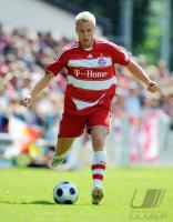 Fussball 1. Bundesliga: FC Bayern Muenchen, LELL am Ball