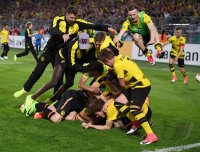 Fussball Deutsche A-Junioren-Meisterschaft 16/17: Borussia Dortmund - FC Bayern Muenchen