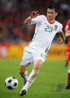 FUSSBALL EURO 2008: Portugal, Postiga Einzelaktion