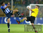 Fussball Bundesliga: Dortmund - Berlin, Zweikampf
