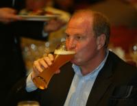 FUSSBALL CHL  Uli Hoene&sect;