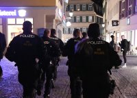 Grosses Polizeiaufgebot bei einer Demo in der Tuebinger Altstadt