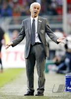 Fussball 1. Bundesliga: Dortmund - Stuttgart, TRAPATTONI