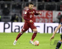 Fussball 1. Bundesliga Saison 21/22: FC Bayern Muenchen - Arminia Bielefeld