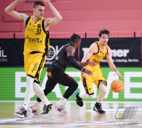 Basketball 2. Bundesliga  20/21 Testspiel: Tigers Tuebingen - VfL Kirchheim Knights