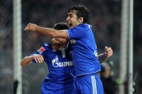 Fussball: 1. Bundesliga Saison 2010/2011: FC St. Pauli Hamburg - FC Schalke 04