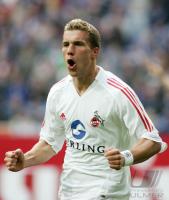 Fussball 1. Bundesliga: FC Schalke 04 - 1.FC Koeln, Jubel.