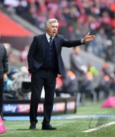 Fussball 1. Bundesliga Saison 2016/2017: FC Bayern Muenchen - Borussia Dortmund