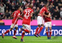 Fussball 1. Bundesliga Saison 16/17: FC Bayern Muenchen - Borussia Moenchengladbach