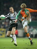 Fussball CL: Bremen - Turin, Zweikampf