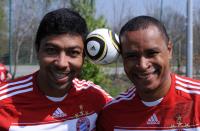 Fussball: Giovanne Elber, Paolo Sergio (v. li., FCB)