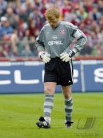 FUSSBALL Kahn enttaeuscht