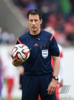 FUSSBALL 1. Bundesliga 2014/2015: Schiedsrichter Wolfgang Stark
