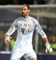 FUSSBALL 1. Bundesliga 2014/2015:  Torwart Tom Starke (FC Bayern Muenchen)