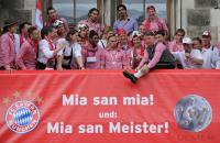 Fussball 1. Bundesliga :  JUBEL FC Bayern Muenchen