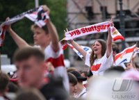 Fussball DFB Pokal Finale 24/25: Arminia Bielefeld - VfB Stuttgart, Public Viewing auf dem Schlossplatz