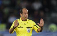 FIFA Club WM UAE 2009;  Schiedsrichter Carlos Simon (BRA)