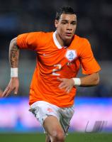 Fussball Nationalmannschaft :  van der Wiel (NED)