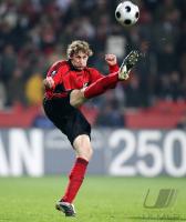 Fussball UEEA CUP, Leverkusen: KIESSLING Einzelaktion