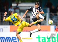 FUSSBALL 3. Liga Burghausen - Stuttgarter Kickers