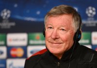 FUSSBALL INTERNATIONAL  CHL ACHTELFINALE 12/13: Trainer Sir Alex Ferguson (Manchester United FC)