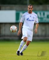 1. Fussball Bundesliga: Christoph Metzelder (Schalke)