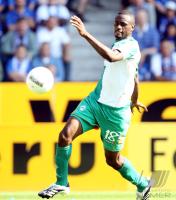 Fussball 1. Bundesliga: Werder, SANOGO Einzelaktion