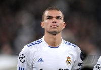 Fussball: Champions League Achtelfinale, Saison 2010/2011: Pepe (Real Madrid)